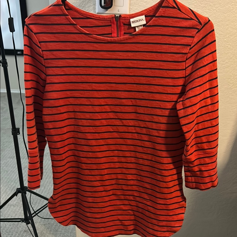 Merona Fitted Orange and Navy 3/4 Sleeve Blouse